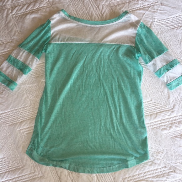 Super Cute teal and white shirt! - Picture 2 of 2